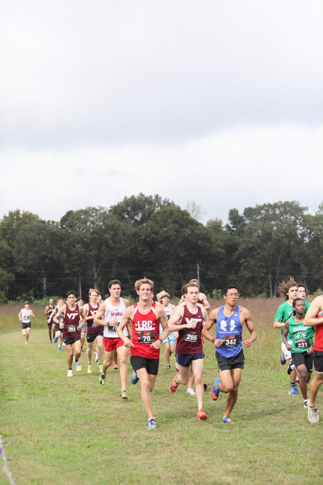 runner running in race